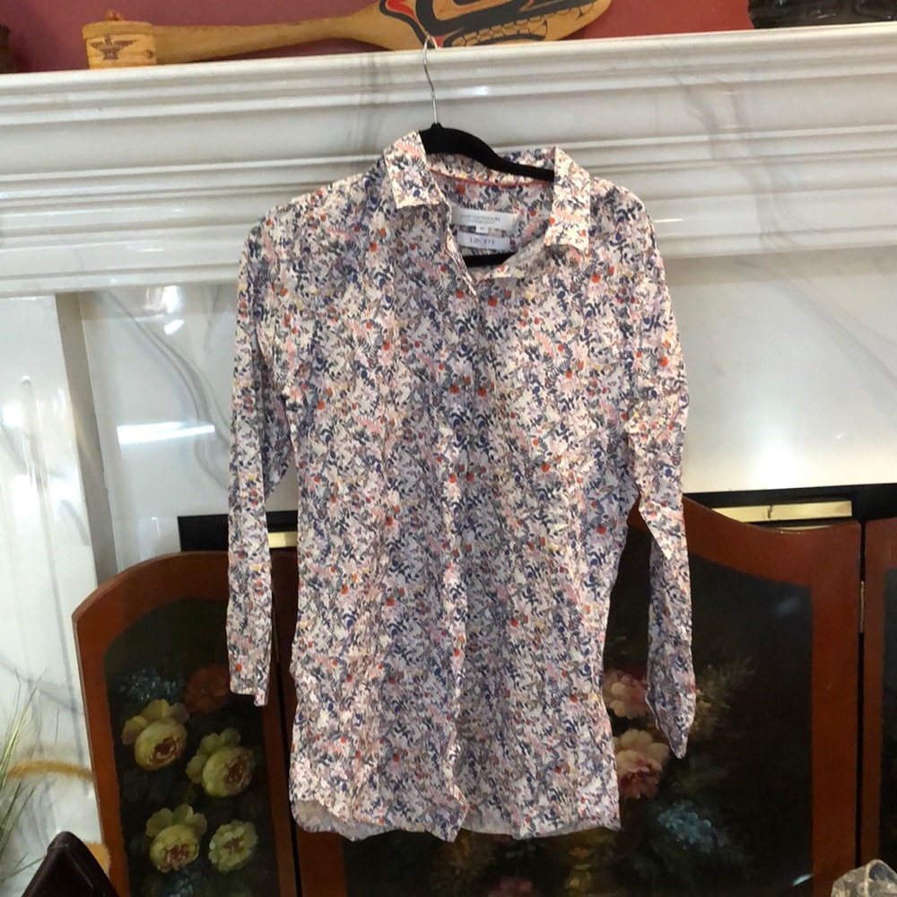 Liberty x Simons floral long button down tunic. 100% cotton. Sz Large
